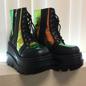 Pre Loved- Cape Robbin Radioactive Platform Boots in Black/8 - SH196